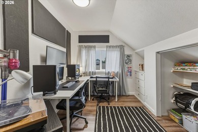 Immaculate, move-in ready cream-puff home that's been lovingly - photo 27