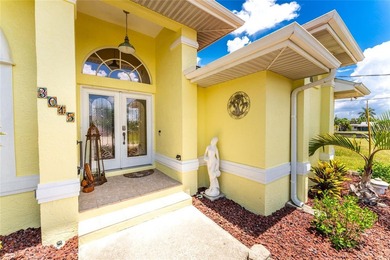 Located in Charlotte Park, this home has a backyard that leads - photo 3