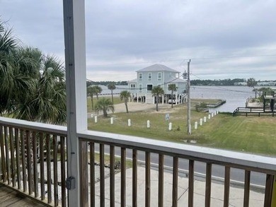 Whether you're searching for a full-time residence or the - photo 37