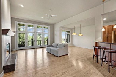 This gorgeous condo greets you with a handsome craftsman - photo 9