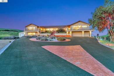 Located atop a hill on the eastern border of Fremont, this - photo 2