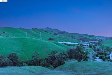 Located atop a hill on the eastern border of Fremont, this - photo 6