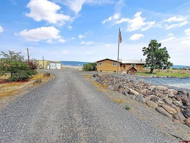 (private lake, pond, creek) Home For Sale in Austin Colorado