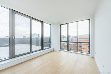 Luxury 2-bedroom, 2-bath residence in the heart of Flushing - photo 3