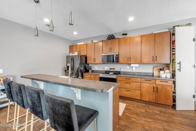 Welcome to 54 Levee Lane in the desirable Hunters Ridge - photo 8