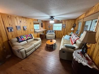 LOW LOT RENT: $688. 55+ community. TURNKEY. FURNISHED. Just - photo 12