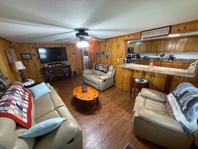 LOW LOT RENT: $688. 55+ community. TURNKEY. FURNISHED. Just - photo 13