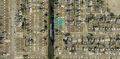Nice western rear exposure canal lot in area of new homes. New - photo 2