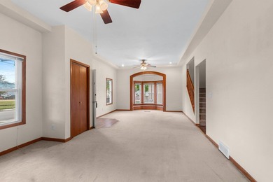 Welcome to your home on sought-after Doty Island! This inviting - photo 7