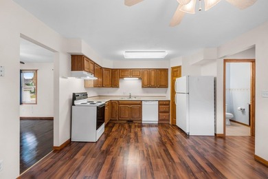 Welcome to your home on sought-after Doty Island! This inviting - photo 10