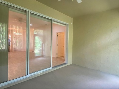 YOU'LL  LOVE THIS MAINTENANCE FREE LIFESTYLE IN DESIREABLE - photo 31