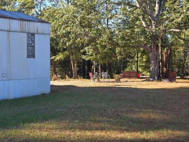 16x80 Mobile Home Near White Oak Shores - Lake Eufaula, AL Enjoy - photo 4