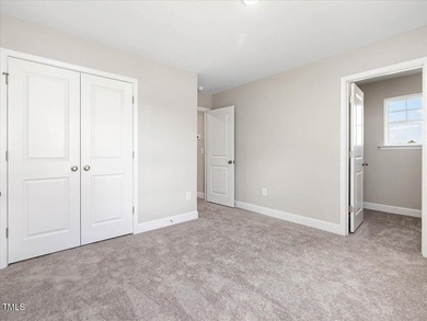 BEAUTIFUL 3 CAR GARAGE HOME w/PRIMARY SUITE ON MAIN LEVEL - photo 50