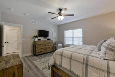 **Experience Lakeside Luxury!** Situated right on the edge of - photo 10