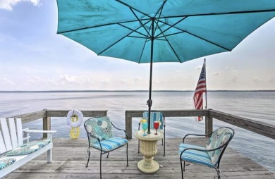 Lake Home For Sale in Summerton, South Carolina