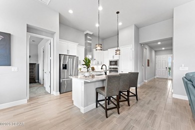 Welcome to 257 Mosaic Blvd, Daytona Beach, FL 32124 a like-new - photo 8