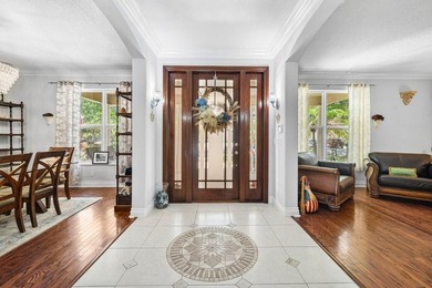 Quality Permeates this Gorgeous Estate, versatile 3-way split - photo 2