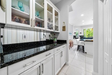 Quality Permeates this Gorgeous Estate, versatile 3-way split - photo 5