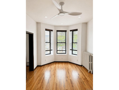 Architectural Distinction Meets Modern Innovation in Greenpoint - photo 26