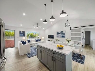 Modern New Construction on One Acre in Hawaiian Paradise Park - photo 10