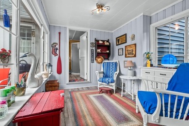 Welcome to Palmer Lake! This charming 3-bedroom, 1.5- bath home - photo 8