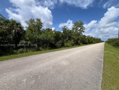 Beautiful vacant residential lot located in the desirable Golden - photo 3