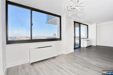 Discover the exceptional value of Residence 19J at River Ridge