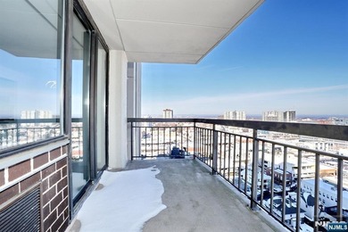 Discover the exceptional value of Residence 19J at River Ridge