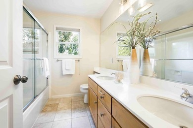 Ideally located in downtown Palo Alto yet set back from the - photo 20