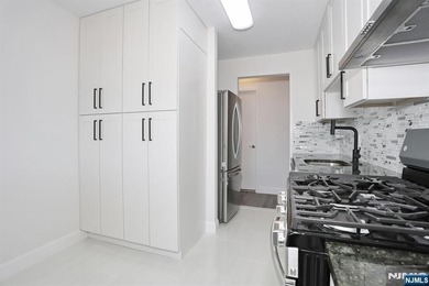 Discover the exceptional value of Residence 19J at River Ridge