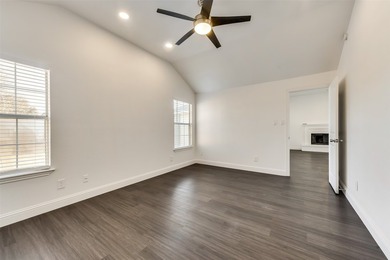Beautiful, remodeled, brick home nestled in a neighborhood - photo 22
