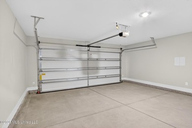 Move-In Ready Home - Comfort, Style, and Coastal Convenience - photo 23