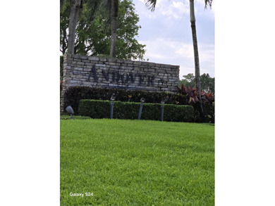 Don't miss this 3 bedroom 2 bath unit located in the beautiful - photo 2