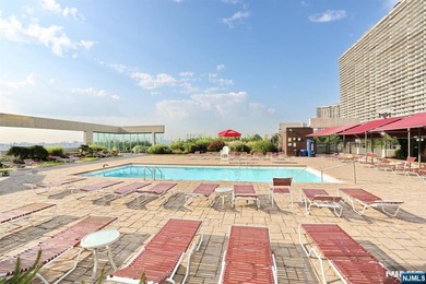 Discover the exceptional value of Residence 19J at River Ridge