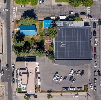 These 2 adjacent lots in the CC2 zone are seeping with history - photo 17