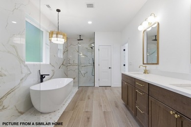 MODERN NEW CONSTRUCTION HOME WITH 3-CAR GARAGE! This stunning - photo 7