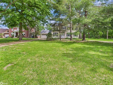 (private lake, pond, creek) Home For Sale in Keokuk Iowa