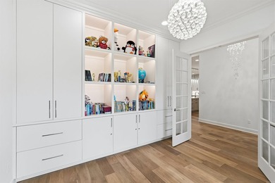 Welcome to 79 Hallen Court, a beautifully appointed home in the - photo 5