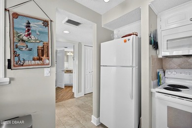 Experience resort-style oceanfront living at the iconic Oceans - photo 8