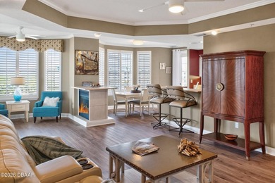Enjoy coastal resort-style living in this top-floor corner 4-bed - photo 3