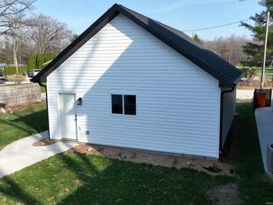 New Construction 3 bedroom/3 full bath Ranch Style with Walkout - photo 12