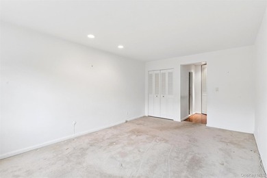 Rarely available, The Carlyle at Great Neck Plaza. A Premier - photo 18