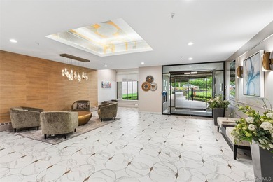 Rarely available, The Carlyle at Great Neck Plaza. A Premier - photo 23
