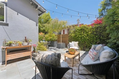 Tucked into the heart of Temescal, this delightful two-bedroom - photo 26