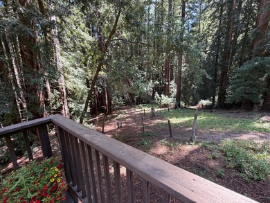 A private road and paved, circular driveway lead to this custom - photo 28