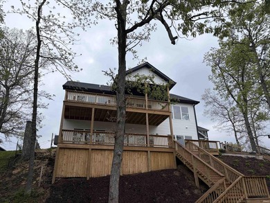 New Construction 3 bedroom/3 full bath Ranch Style with Walkout - photo 36