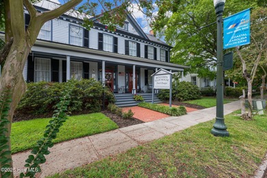 Neuse River Home For Sale in New Bern North Carolina