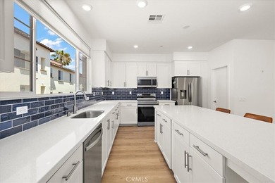 Newer Construction 3 bedroom, 2.5 Bath Spanish inspired - photo 11
