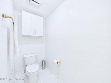 GORGEOUS UPGRADED 3 BEDROOMS/ 2.5 BATHROOMS CORNER PENTHOUSE!! - photo 28