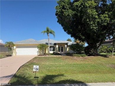 CAPE ROYAL a gated golf course community. located in desirable - photo 3